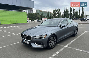 Седан Volvo S60 2019 в Києві