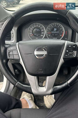 Седан Volvo S60 2011 в 