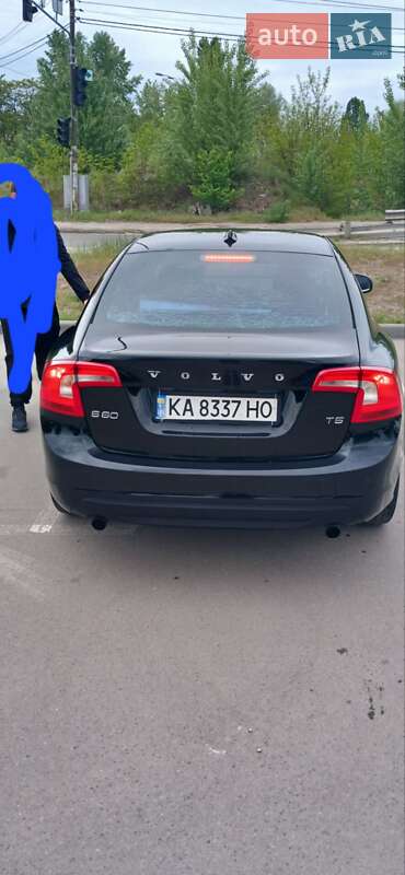 Volvo S60 2011