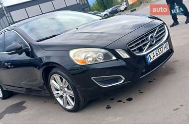 Седан Volvo S60 2011 в 