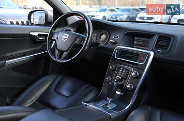 Седан Volvo S60 2014 в 
