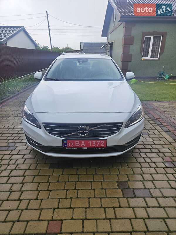 Седан Volvo S60 2014 в 