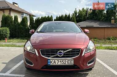 Седан Volvo S60 2013 в Києві