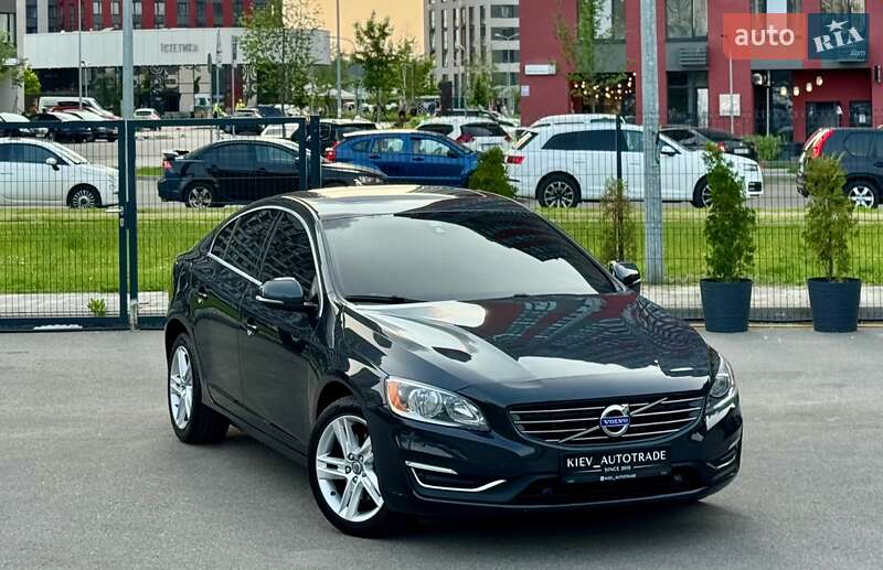Седан Volvo S60 2014 в Киеве