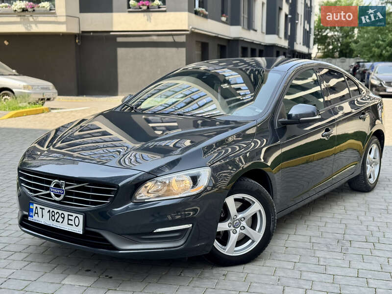 Седан Volvo S60 2014 в Ивано-Франковске