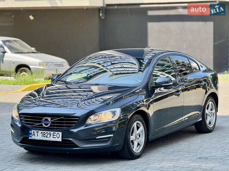 Седан Volvo S60 2014 в Ивано-Франковске