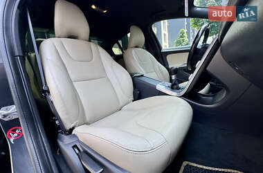 Седан Volvo S60 2014 в 