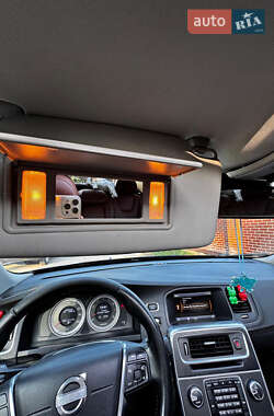 Седан Volvo S60 2011 в 