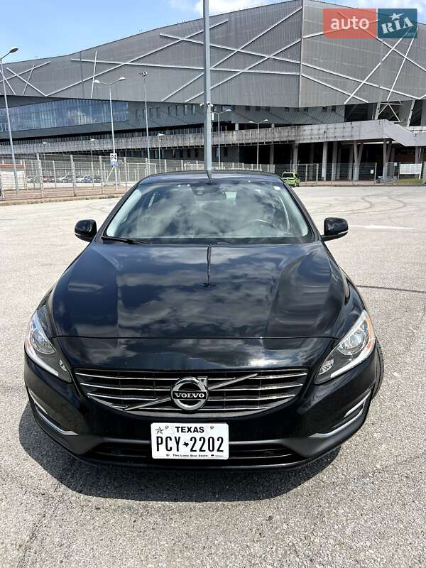 Седан Volvo S60 2014 в Львові