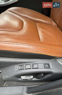 Седан Volvo S60 2012 в 