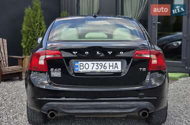 Седан Volvo S60 2012 в 