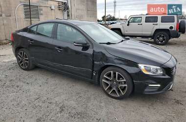 Седан Volvo S60 2017 в 