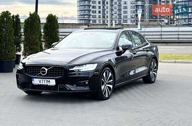 Седан Volvo S60 2021 в 