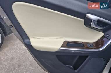 Седан Volvo S60 2016 в 
