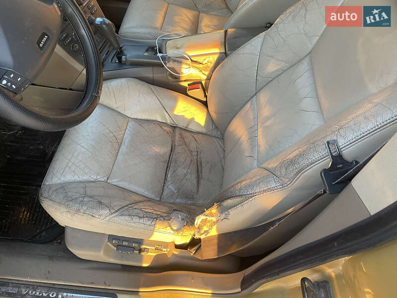 Седан Volvo S60 2001 в Киеве