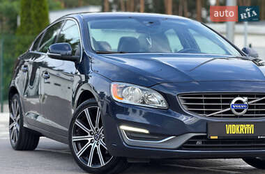 Седан Volvo S60 2014 в 