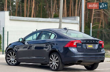 Седан Volvo S60 2014 в 