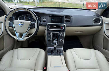 Седан Volvo S60 2014 в 