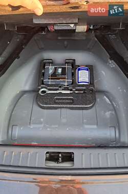 Седан Volvo S60 2012 в 