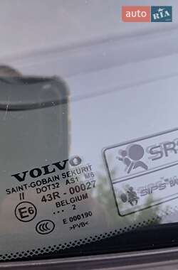 Седан Volvo S60 2012 в 