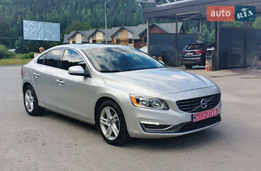 Седан Volvo S60 2014 в Ивано-Франковске