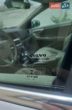 Седан Volvo S60 2015 в 