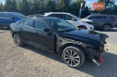 Седан Volvo S60 2021 в 