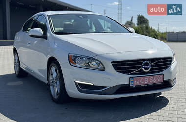 Седан Volvo S60 2013 в 
