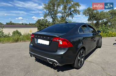 Седан Volvo S60 2011 в 