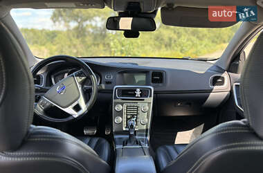 Седан Volvo S60 2011 в 