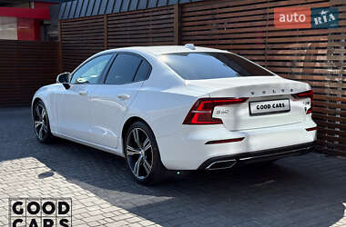 Седан Volvo S60 2020 в 