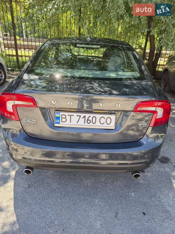 Седан Volvo S60 2013 в Києві