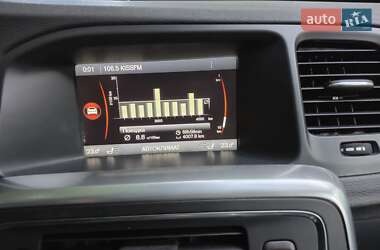 Седан Volvo S60 2013 в 