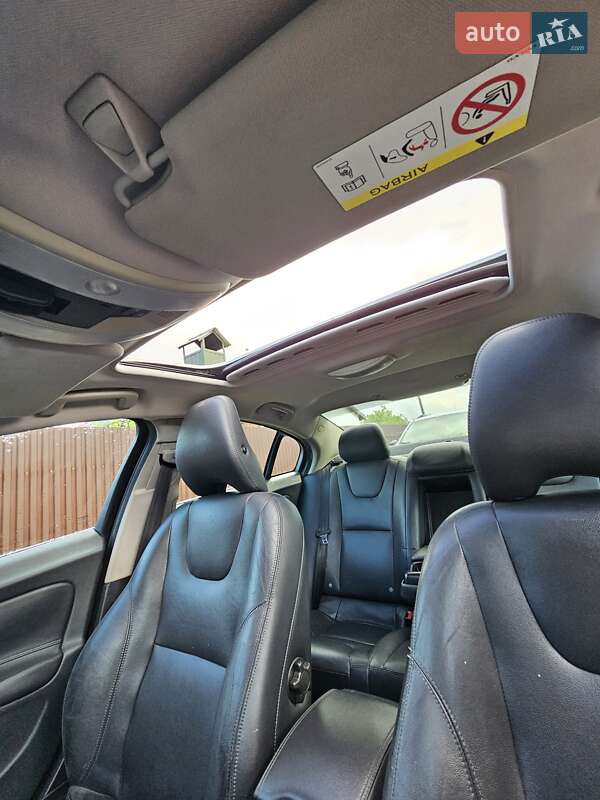 Седан Volvo S60 2014 в Нововолынске фото 17 Седан Volvo S60 2014 в Нововолынске