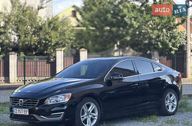Седан Volvo S60 2014 в Черновцах