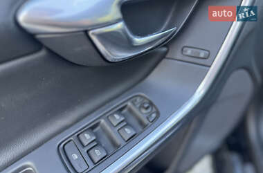 Седан Volvo S60 2014 в 