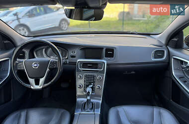 Седан Volvo S60 2014 в 