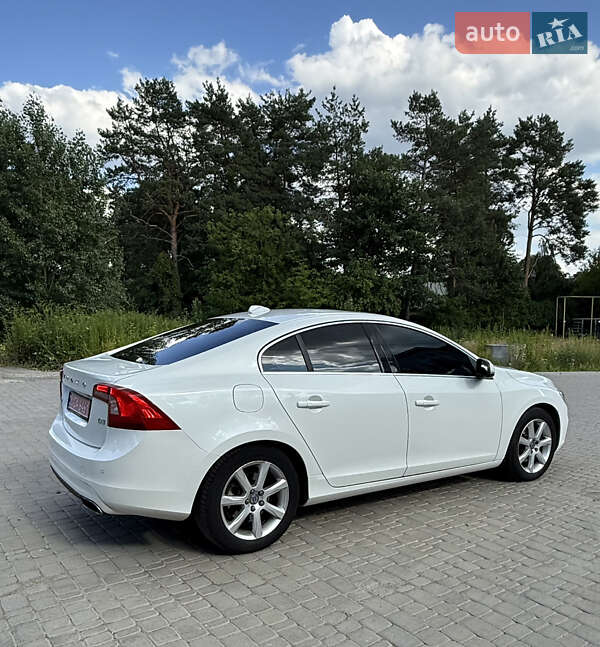 Седан Volvo S60 2017 в Житомирі