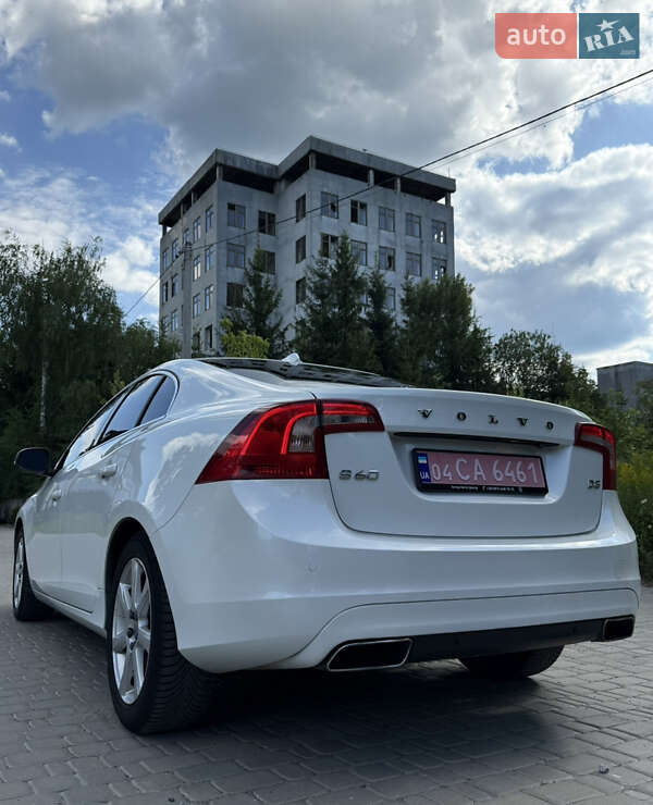Седан Volvo S60 2017 в Житомирі