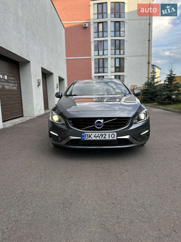 Седан Volvo S60 2017 в Ровно фото 23 Седан Volvo S60 2017 в Ровно
