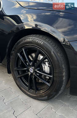 Седан Volvo S60 2012 в 