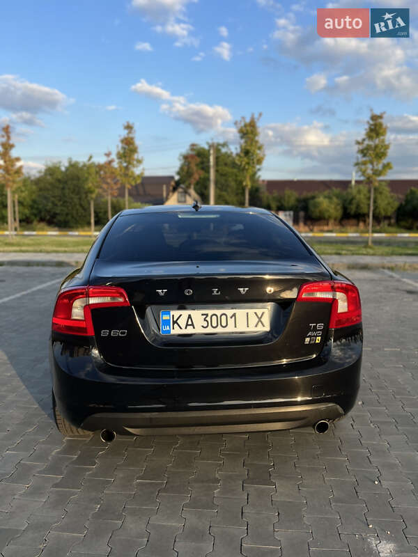 Седан Volvo S60 2012 в Ірпені