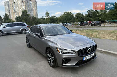 Седан Volvo S60 2020 в Києві