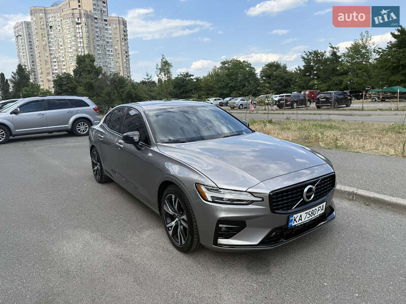 Volvo S60 2020