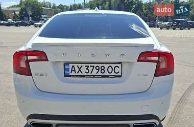 Седан Volvo S60 2017 в 
