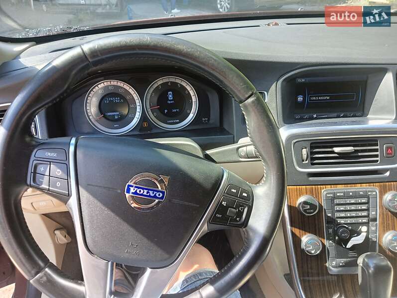 Седан Volvo S60 2011 в Києві