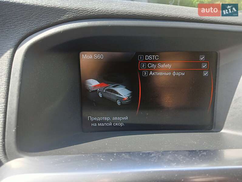Седан Volvo S60 2011 в Києві