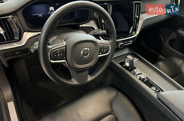 Седан Volvo S60 2024 в 