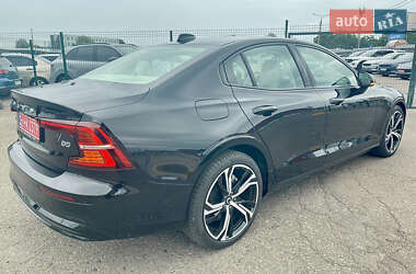 Седан Volvo S60 2024 в 