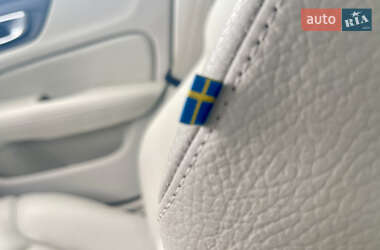 Седан Volvo S60 2024 в 